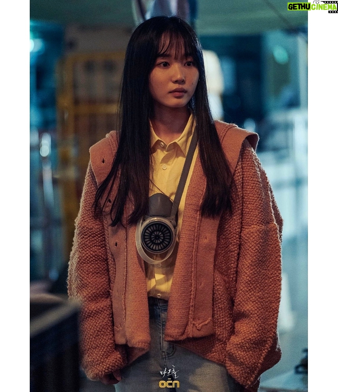 Oh Yu-jin - 35.4K Likes - 🥺😆
오늘밤 10시 50분 다크홀 10화 본방사수🔥
#다크홀 #DARKHOLE #한동림 #OCN #OCN_ORIGINAL #tvN #10화 #본방사수 #❤️