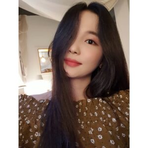 Oh Yu-jin Instagram - ☺
#모두 #해피추석