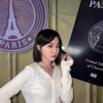 Oh Yu-jin Instagram - 꽤 맘에 들어..🫣🤍 #여기 #사진맛집이넹 #고르느라 #힘들었다 #😮‍💨