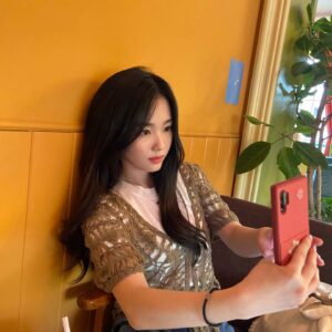 Oh Yu-jin Instagram - 🙊