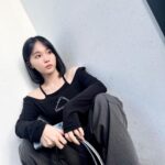 Oh Yu-jin Instagram - #🤭 #🖤