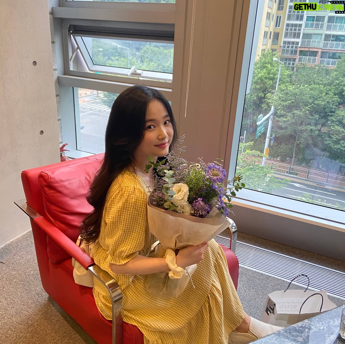 Oh Yu-jin - 39.8K Likes - 헹
#꽃다발 #💜