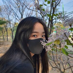 Oh Yu-jin Instagram - 🌿💐
#꽃구경 #예쁘다 #엄마의시선