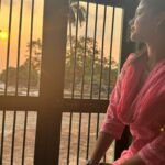 Oindrila Bose Instagram - 💗 #shyari #love #hope