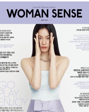 Ok Ja-yeon Instagram - 우먼센스 6월호🤍

@iwomansense 
Editor 송정은 
Photo 김외밀 
Hair @aluu_doeun 
Makeup @aluu_ssoo9242 
Style @ringring.studio