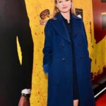 Oksana Akinshina Instagram - Вчера была премьера фильма «Бумеранг» у моего друга и родного человека, одного из моих самых важных режиссёров - Пети Буслова. Эффект бумеранга - это то, что нам непременно возвращается. Очень хочу и желаю, чтобы твои @petrbuslovfilm затраченные усилия, твоя энергия и талант вернулись тебе поддержкой зрителя и кассовыми сборами! Со 2 декабря «Бумеранг» в кино! Посмотрите! #бумеранг #фильмбумеранг #ОКсмотреть #пошлавкинооксана