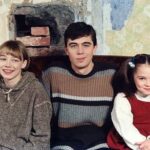 Oksana Akinshina Instagram - В этом году фильму «Сёстры» исполнилось 20 лет. А Сергею Бодрову исполнилось бы 50. Эти съёмки и этот фильм в моём сердце навсегда ❤️. Помните это кино? Кто не видел, посмотрите. #ОКпомню #ОКсмотреть #ОКсмотретькино #сёстры #фильмсёстры