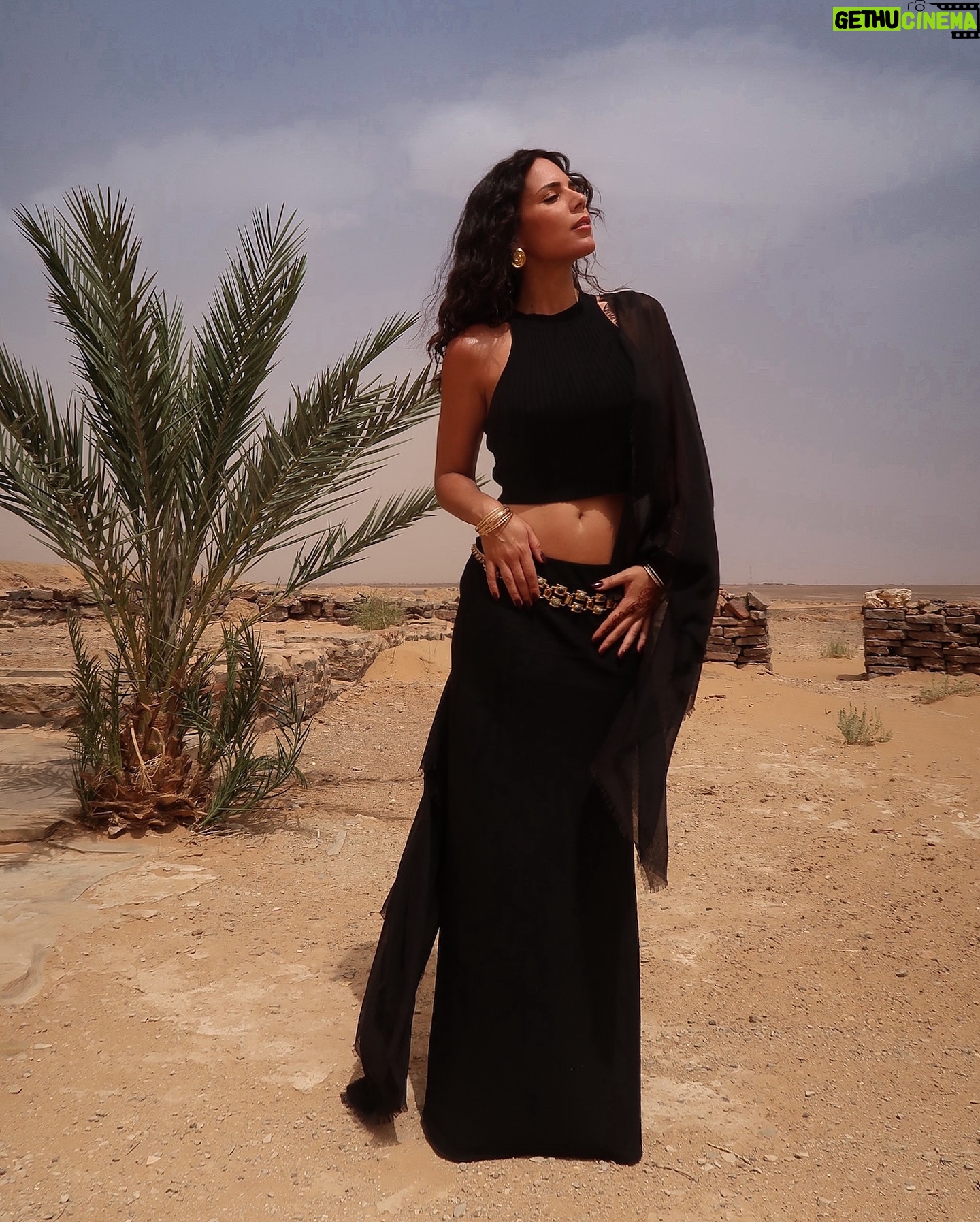 Olívia Ortiz Instagram - Just like a movie #morocco #desertlife #desertvibes