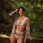 Olívia Ortiz Instagram - Sonho @intimissimiofficial com as minhas peças favoritas, agora com cores lindas para receber a Primavera. Pub #intimissimigirls #intimissimi