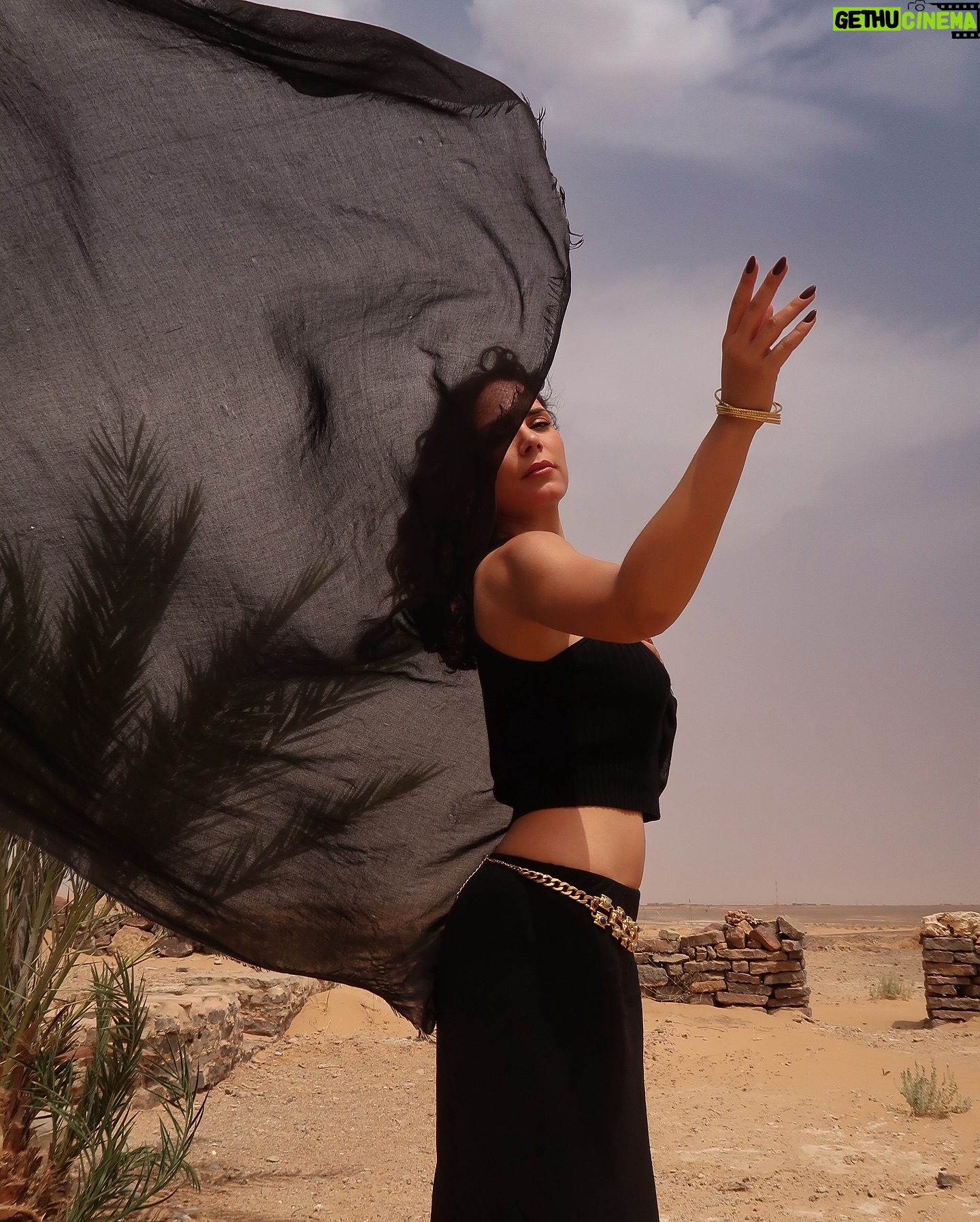 Olívia Ortiz Instagram - Just like a movie #morocco #desertlife #desertvibes