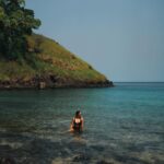 Olívia Ortiz Instagram - Isto e aquilo ao som da música que mais ouvi em São Tomé. #santacatarina #lagoaazul #saotome #sãotomé #saotomeeprincipe #africa