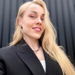 Olena Oleksandrivna Kucher-Topolya Instagram - А так по очах і не скажеш, що максимум виходить поспати по 4 години на добу🙃 А як ви?