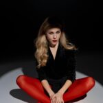 Olena Oleksandrivna Kucher-Topolya Instagram - Для всіх один закон Розбити Вавилон Кохати хочеш знов, То сотвори любов❤️ Нікого тут немає, То все твоя душа є Й розірвані світи Перед тобою - це Ти.. MakeUp @kandybamua Style @yulia_sahnevich_production Photo @tania_strela_