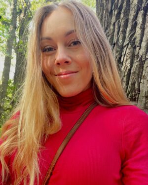 Olena Oleksandrivna Kucher-Topolya Instagram - Доброго ранку, Україно! Київ сьогодні спав добре🙏🏻❤️

Осінь…🥰ти прекрасна)))

В неволі - https://youtu.be/OkZEkurTeL4?si=A_jeopHDP9BvMYRu