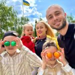 Olena Oleksandrivna Kucher-Topolya Instagram - Христос Воскрес! Божої Опіки кожній душі! Сили і жаги триматися разом попри все! Тримати одне одного в коханні, підтримувати 🔥