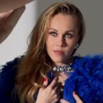 Olena Oleksandrivna Kucher-Topolya Instagram - У цьому світі, де кожен шукає свій унікальний шлях, я завжди пишу свою історію. Ідентичність - це найбільша скарбниця. Дозвольте собі бути самими собою і завжди слідуйте своїм відчуттям🥰 MakeUp @kandybamua Style @yulia_sahnevich_production Photo @tania_strela_