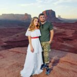 Olena Oleksandrivna Kucher-Topolya Instagram - Сьогодні, у цей важливий день, я хочу висловити щиру подяку та повагу усім військовослужбовцям Збройних Сил України. Ваша самовіддана праця, героїзм та відданість країні заслуговують на найвищу похвалу. Ваша нескорена воля та невтомна праця стоять на сторожі миру та безпеки нашої держави. Ви – приклад справжніх героїв, які віддають все для того, щоб Україна була міцною та незалежною. Нехай ваша сила духу буде непереможною, а відвага завжди веде вас до нових вершин. Бажаємо міцного здоров’я, підтримки рідних та близьких, а також тепла та вдячності кожного українця за вашу безцінну службу. Вдячні вам не лише сьогодні, а й у кожен день вашої служби. З Днем Збройних Сил, герої нашої країни!