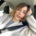 Olesya Rulin Instagram - Wow 2023 you have been a journey. I don’t openly talk about most of the challenges in my life since I like to keep IG an art filled positive space but wow wow wow 2023 you have been a “lesson” on all fronts. One of the hardest years of my life that has taught me grace and patience that I didn’t know I needed to learn. It’s given me love for myself that’s deeper now that I’ve ever experienced and gratitude beyond measure for my health and the health of my loved ones. 2024 let’s do this thing.