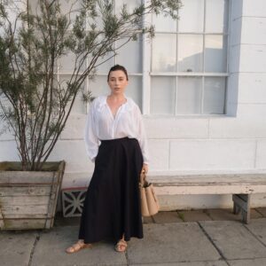 Olesya Rulin Instagram - Wow 2023 you have been a journey. I don’t openly talk about most of the challenges in my life since I like to keep IG an art filled positive space but wow wow wow 2023 you have been a “lesson” on all fronts. One of the hardest years of my life that has taught me grace and patience that I didn’t know I needed to learn. It’s given me love for myself that’s deeper now that I’ve ever experienced and gratitude beyond measure for my health and the health of my loved ones. 2024 let’s do this thing.