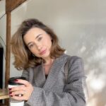 Olesya Rulin Instagram - 24 hours in LA and why has it taken me this long to try and Air Wrap ?