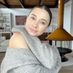 Olesya Rulin Instagram - The end of the year always fills me with anxiety about all the things I didn’t have time to do. This year, in particular, I am trying to set aside more time to reflect on all of the things I did do and how much the older versions of me would be proud.