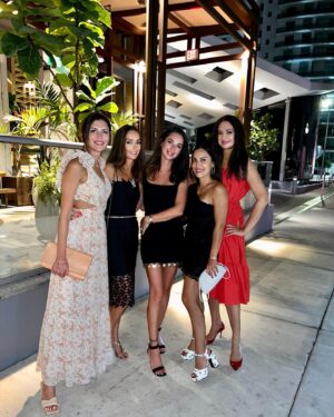Olga Bespalenko Instagram - Happy Birthday to my beautiful sister @katerinagou 🎉🎉🎉🎉