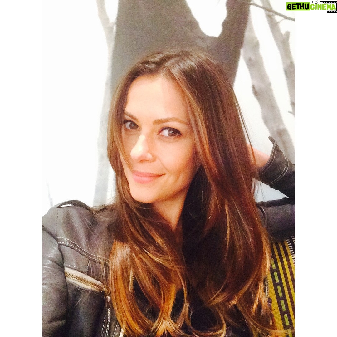 Olga Fonda - 1.3K Likes - Happy Wednesday! What’s your Wednesday selfie? ☀️📸💋#WednesdaySelfie #Wednesdays #BeHappy #Smile #Selfie #Sun #LA #California #Highlights #ShowmeYourSelfie