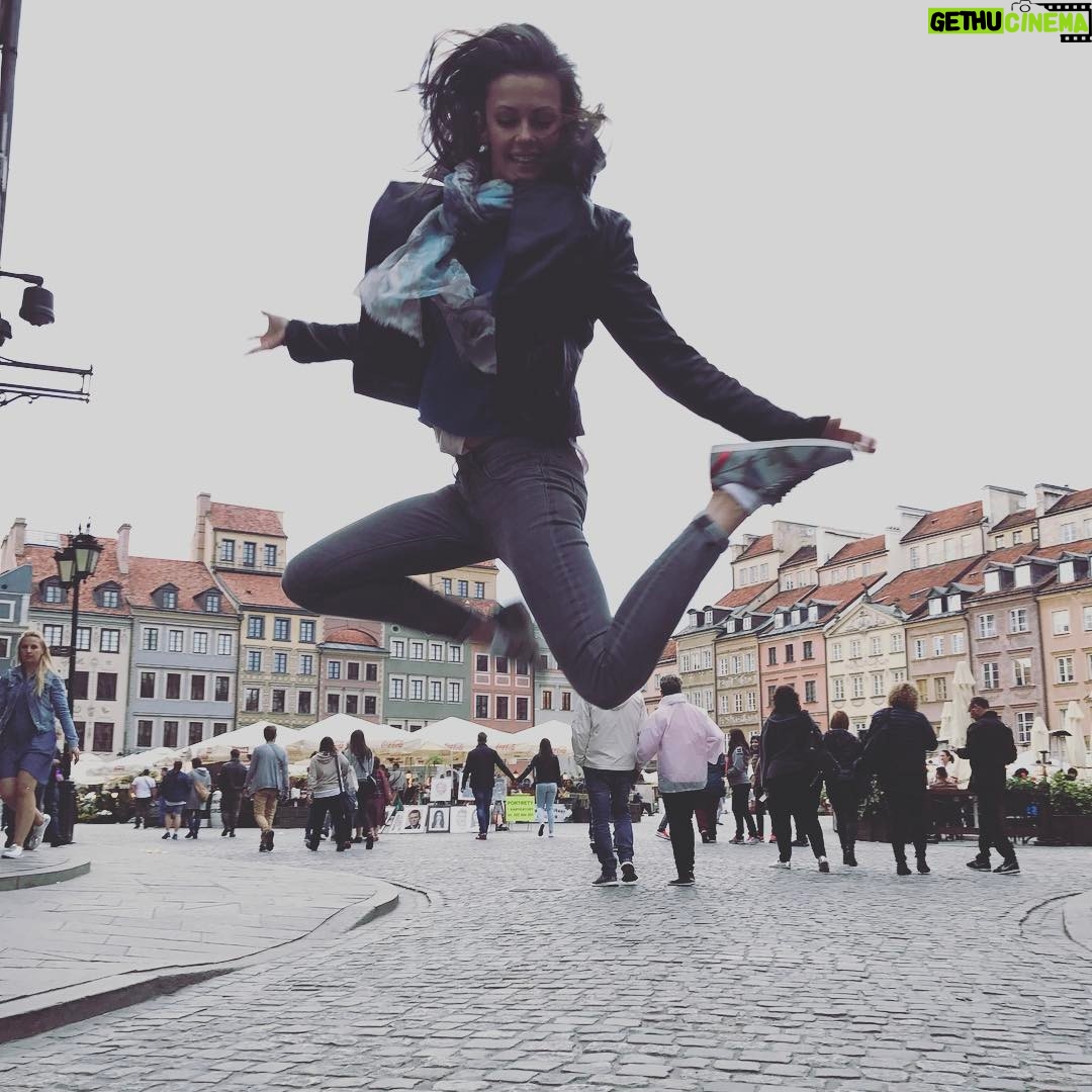 Olga Fonda - 1.3K Likes - 🎶 I Believe I can fly, I believe I can touch the sky.... In Poland 🇵🇱💋#fun #travel #smile