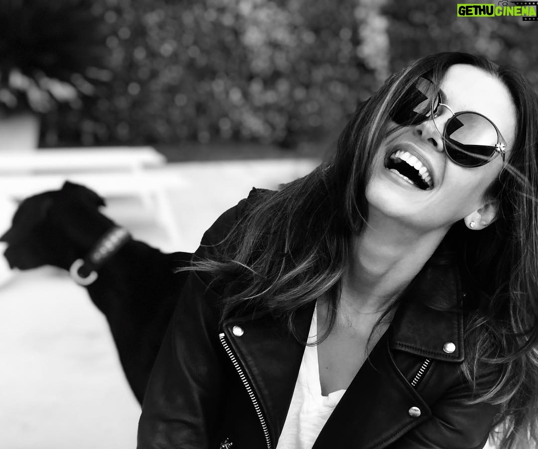 Olga Fonda - 1.8K Likes - Why am I laughing you ask... cause it’s MONDAY!!!! 🤪💋📸by @kerstinjohn