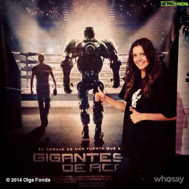 Olga Fonda - 858 Likes - Saw this @realsteelmovie poster at #ArgentinaComicCon & it's a perfect photo for #TBT! @DW_Studios @ShawnLevyDirect @RealHughJackman #RealSteel #TeamZeus