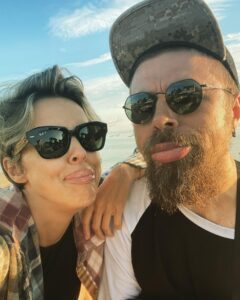 Olga Shelest Instagram - …одна сатана!👹 #24 #вместе #togetherforever @like_i_like 😘 #onelove #onelife #oneblood #happyanniversary