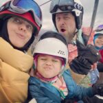 Olga Shelest Instagram – Ну #поехали С Новым годом, ребята!🍾 Кайфа, любви, счастья полные карманы и дорогих сердцу людей рядом😍 Пусть всё будет классно в 2022-ом🤘🏽#НовыйГод #2022 #всёбудетхорошо