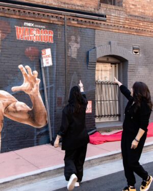 Olivia Cheng Instagram - Happy Warrior Premiere weekend! To launch our first 3 episodes of season 3, @brucelee murals around America were unveiled in NY, LA and here at 965 Clay Street in San Francisco, CA.  More to come but here’s a quick peek at the incredible work by @dj_agana and @vogue_tsk near the @wearebrucelee in Chinatown! Stream the first few episodes of #warriormax now on @streamonmax and 🙏🏼🙏🏼🙏🏼! PS Curious if you’ve already watched— whaddya think? Comment below 😃 #warriorhbomax #warriormaxseason3  HMU @beautybycrystal Styling @michelleaddisonstyle