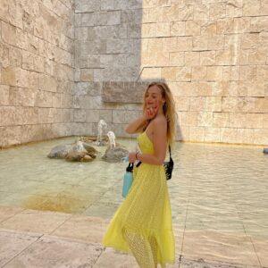 Olivia Rose Keegan Instagram - a bootiful (and very bright) day @ the Getty 🌞