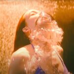 Olivia Morris Instagram - Underwater shoots for The Head S2 🤝🏼 the gorgeous team keeping me from drowning @thehead_serie @themediaprostudio