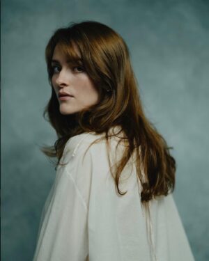 Olivia Morris Instagram - Shot by @sarakhanov 
Styling by me 
Blouse by @eminandpaul