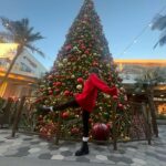 Olivia Sanabia Instagram – Merry Christmas to you and yours!!!! 🎄🎄🎄🎄