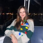 Olivia Sanabia Instagram - 14 days until Christmas!!!!!!!!!! 🎄🎁🎉🎅🏼