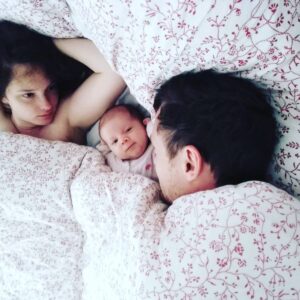 Olwen Catherine Kelly Instagram - There were three in the bed, the little one said she much preferred it to her own crib...

Caught snoozing at one in the afternoon by Nana Momo @maureen7899 ...

It appears I have stumbled across two soul mates that enjoy their beds as much as I do. 

#sleepyheads