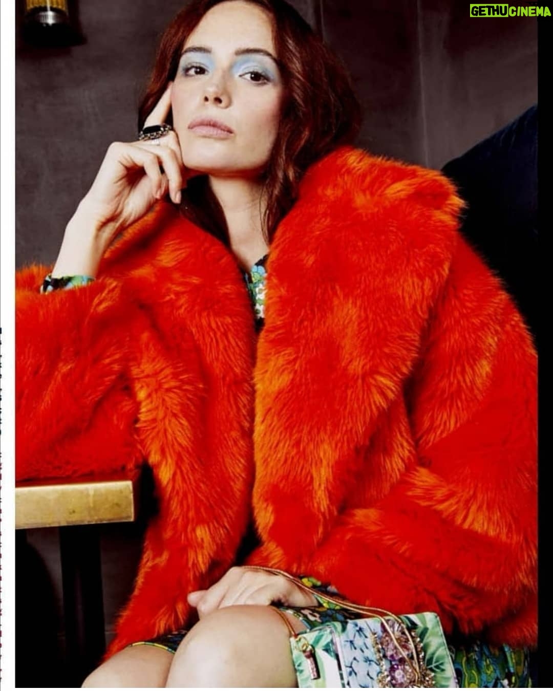 Olwen Catherine Kelly - 803 Likes - Coat of dreams. S mag.
@rivkiestyles @photoaguilar @jennym_makeup @lydia.venn