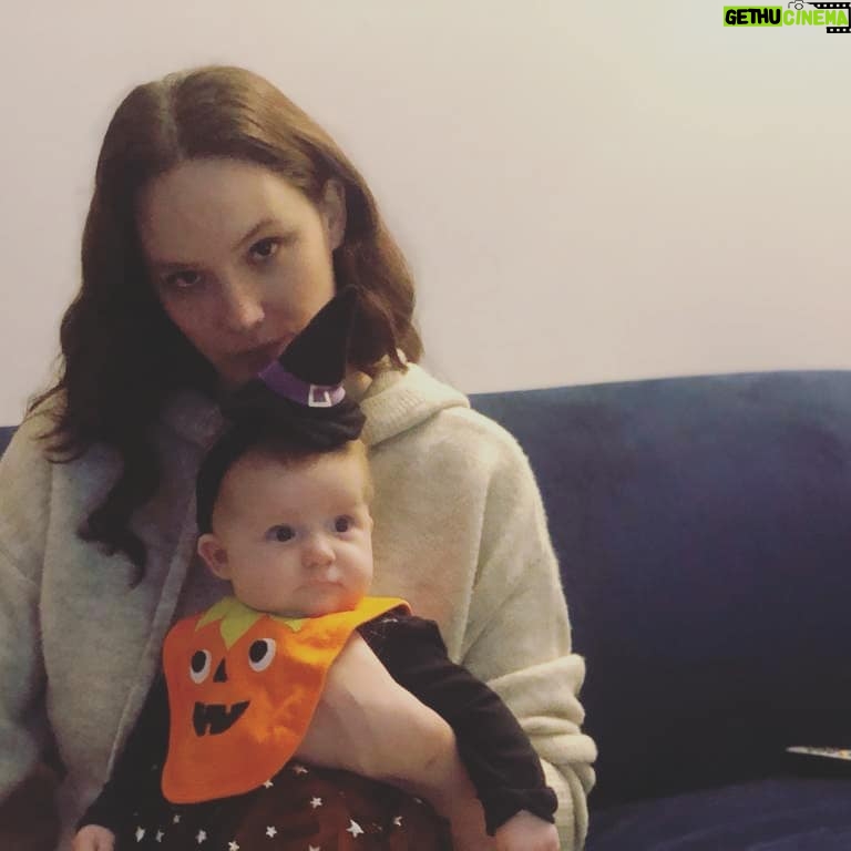 Olwen Catherine Kelly - 1.2K Likes - Happy Hallowe'en.
Watching the lockdown announcement like..
Anyone else fervently trying to schedule in a mani, pedi and hair colour or is that just me? 😒