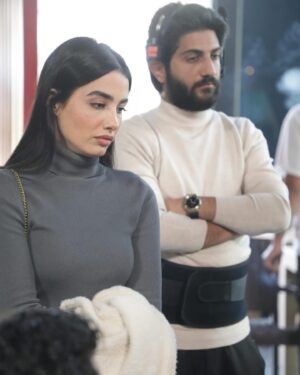 Omaima Jawad Al Shukrchi Instagram - هل برأيكم بيداء صارت تلاحظ اعجاب امير لحياة؟ 
#خان_الذهب_البداية