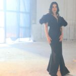 Omaima Jawad Al Shukrchi Instagram - Makeup by @makeupbyghaith @mhmdghaith1 The best stylist @elimchantaf Dress @yona.iq @gab_abouelias Taken by @miled_mitry #خان_الذهب #خان_الذهب_البداية