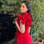 Omaima Jawad Al Shukrchi Instagram - Makeup @makeupbyghaith @mhmdghaith1 Dress @yona.iq @gab_abouelias Taken by @miled_mitry #خان_الذهب_البداية
