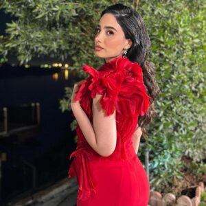Omaima Jawad Al Shukrchi Instagram - Makeup @makeupbyghaith @mhmdghaith1 
Dress @yona.iq  @gab_abouelias 
Taken by @miled_mitry 
#خان_الذهب_البداية