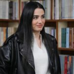 Omaima Jawad Al Shukrchi Instagram - مكتبة بيداء 📚 #خان_الذهب_البداية