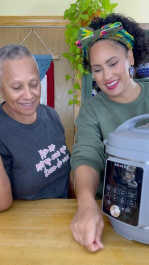 Omallys Hopper Instagram - By popular demand! Doña Connie is BACK! And she wanted to make Chicken Patita Soup for you. Aquí yo me colgué 🫠🫠 I’m not at the level of appreciation that this recipe deserves. My mom says this is how she stays looking so young. #collagen 

New Shirt from @karla.and.co “No me mires con ese tono de voz”