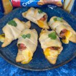Omallys Hopper Instagram – Unos INSPIRED “Chijjj Do” Cheese Dogs rellenos de carne molida o picadillo, no tiene precio #cheesedogs #picadera