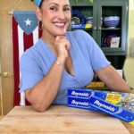 Omallys Hopper Instagram - If you’re looking for a quick and easy cleanup dinner idea, try this delicious Jalapeño Pineapple Salmon using @reynoldsbrands Baking and Cooking Paper. All you need is salmon and your favorite veggies, bake for 20 minutes and TaDAAAAA 🎉🎉 You’ve got dinner with #reynolds #ad