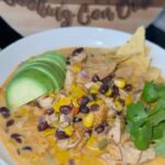 Omallys Hopper Instagram - Super Easy Low Carb, High Protein Chicken Fiesta Soup en Coco … Starting my #75strong Strong 💪🏽 Ingredients: -3lbs chicken breast thinly sliced -1/2 green bell pepper -1/2 red onion -1/2 roasted bell pepper -2 cups of frozen corn -1 tbsp sofrito -1 tbsp tomato paste -1 can of Black Beans -1 cup chicken broth -3 1/2 cups of Coconut Milk @rebecahuffman Taco Tuesday Seasoning from @healthyrican and @spanglishasadero_official seasonings (all natural)